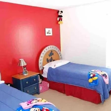 Executive Vacation Home Near Disney - Perfect For Large Families!